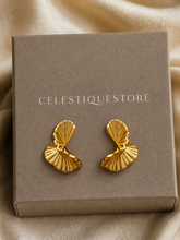 Ginkgo Leaf Texture Stud Earrings