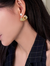 Vintage Butterfly Pearl Studs